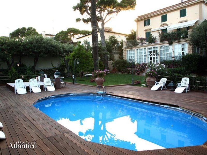Hotel Atlantico Castiglioncello Buitenkant foto