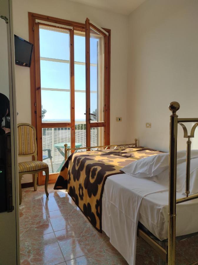 Hotel Atlantico Castiglioncello Buitenkant foto