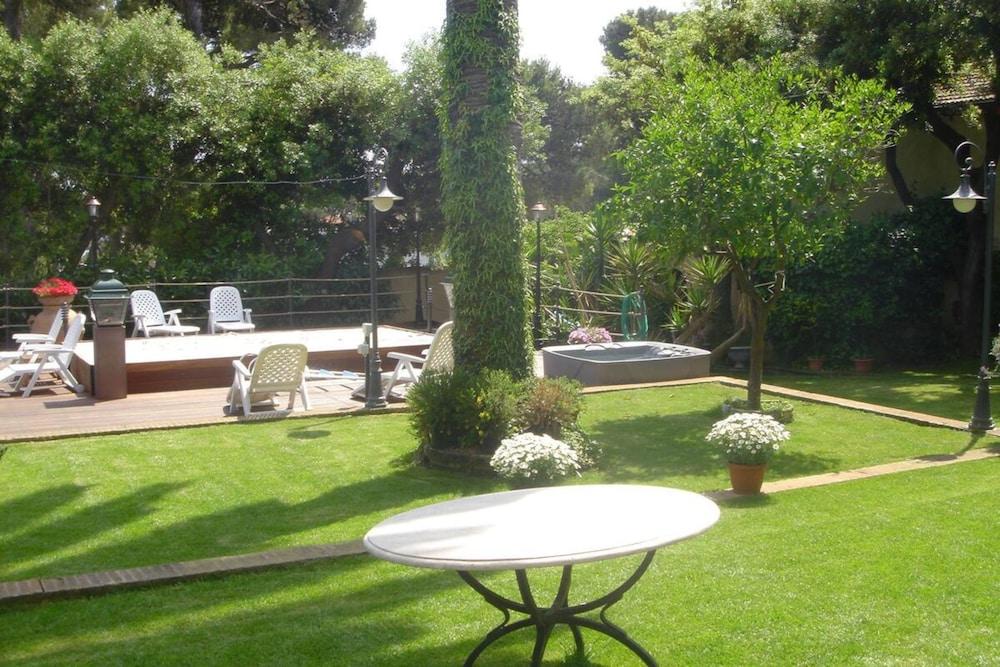 Hotel Atlantico Castiglioncello Buitenkant foto
